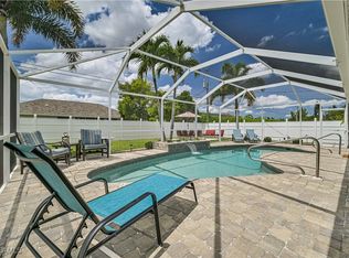 316 SE 19th Ln, Cape Coral, FL 33990