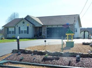 1378 Cook Rd, Crossville, TN 38555