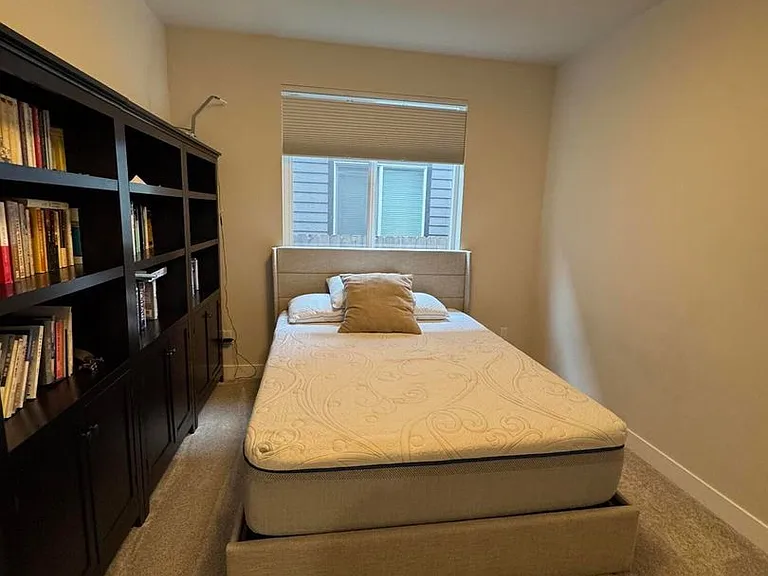 1541 G St #1 — Photo 21