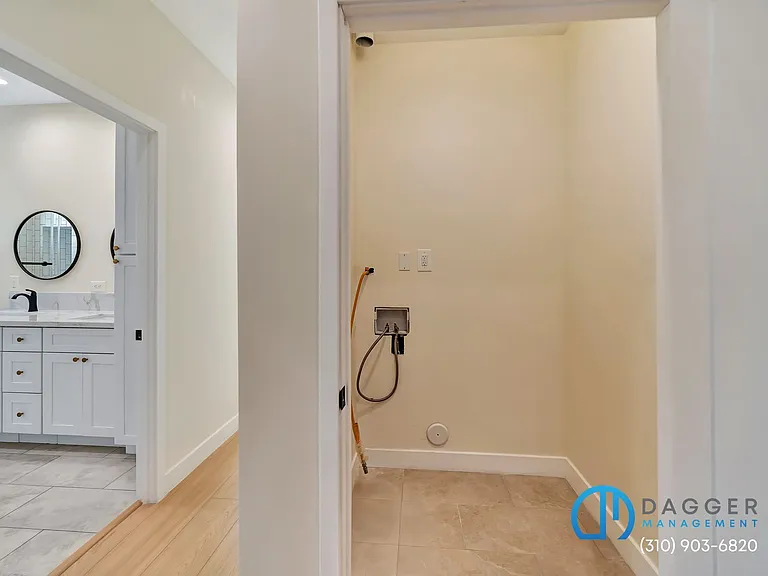 2800 Winter St #2 — Photo 14
