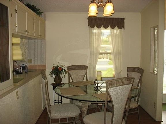 3rd image of 9770 Cypress Lakes Dr