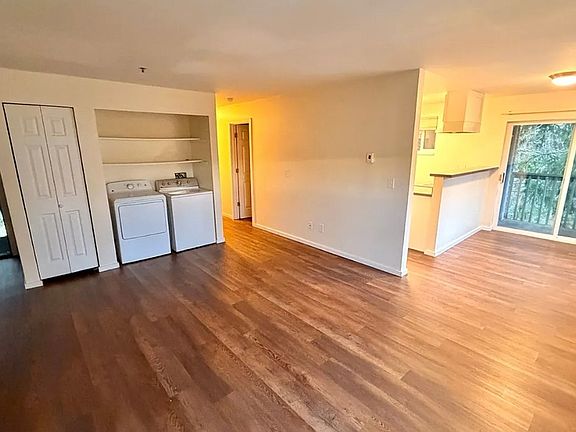2nd image of 125 W Casino Rd #21
