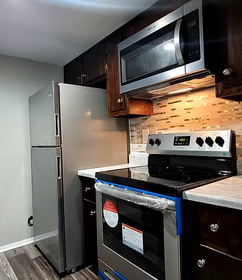 Flowerdale Apartments — Photo 11