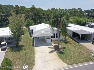 1061 Sebastian Rd, Barefoot Bay, FL 32976