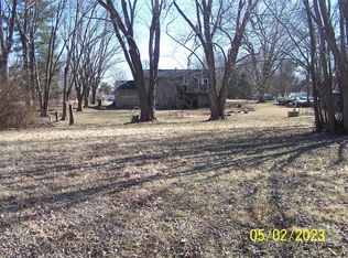 387 High Point Dr, Edwardsville, IL 62025