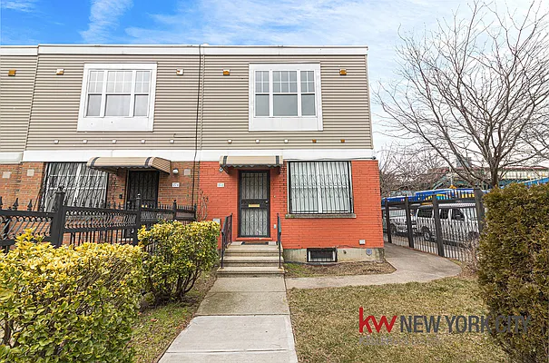 Rented by Keller Williams NYC | media 24