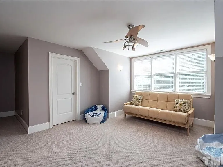 1530 Raven Wood Dr — Photo 18