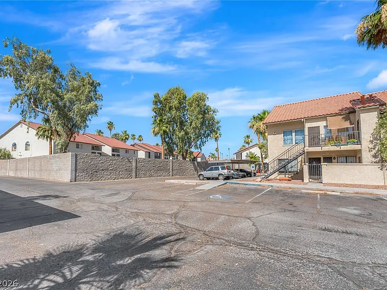 3602 Gaylord Dr #155 — Photo 5