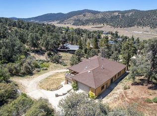 1216 Leisure Ln, Frazier Park, CA 93225