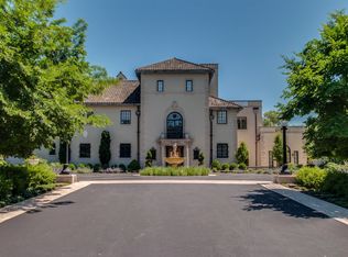 1400 N Waukegan Rd, Lake Forest, IL 60045