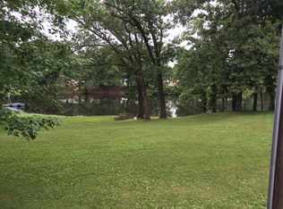 301 Rec Area Rd, Marissa, IL 62257