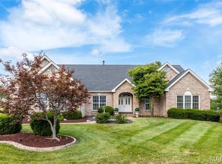 862 Whitmoor Dr, Weldon Spring, MO 63304