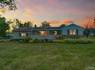 3105 Clement Dr, Lima, OH 45806