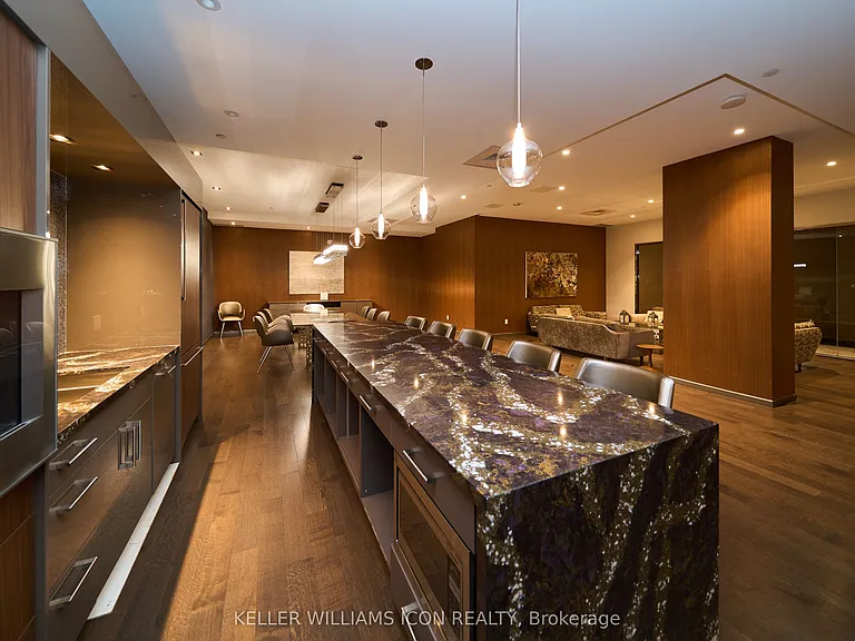 101 Queen St #911 — Photo 30