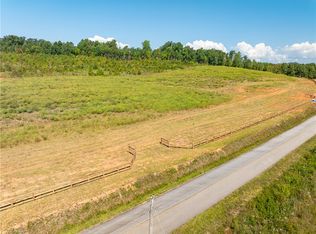 3 Hood Rd, Easley, SC 29640