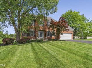 381 Doctor Shaw Road, Slingerlands, NY 12159