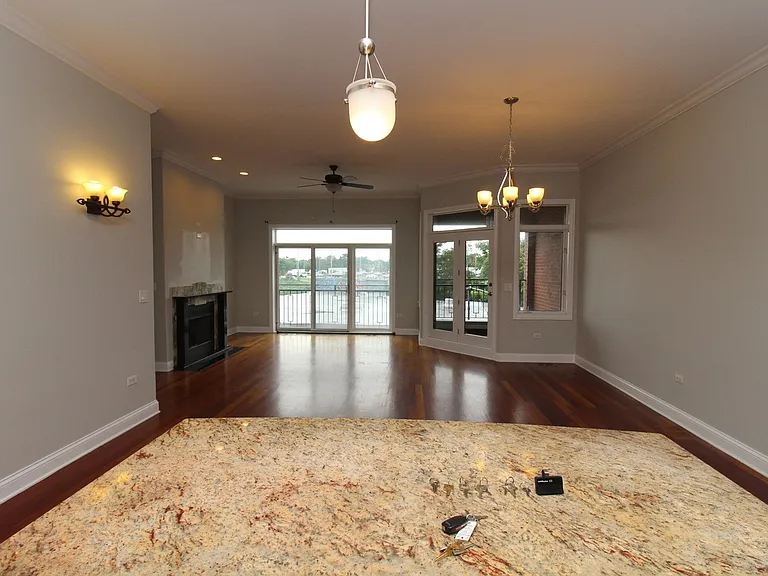 3110 W Belmont Ave #2W — Photo 20