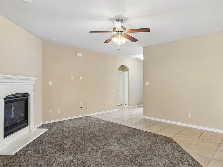 10016 Kemah Pl — Photo 2