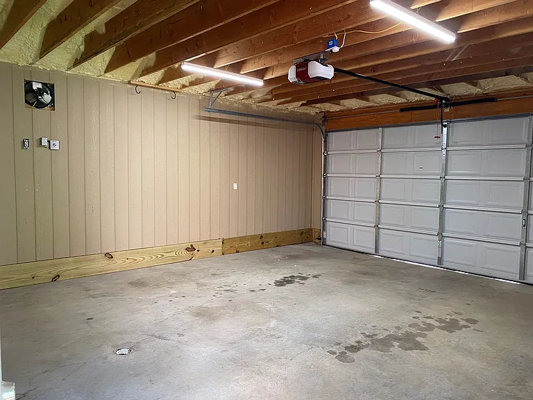 1515 S Carson Ave — Photo 41