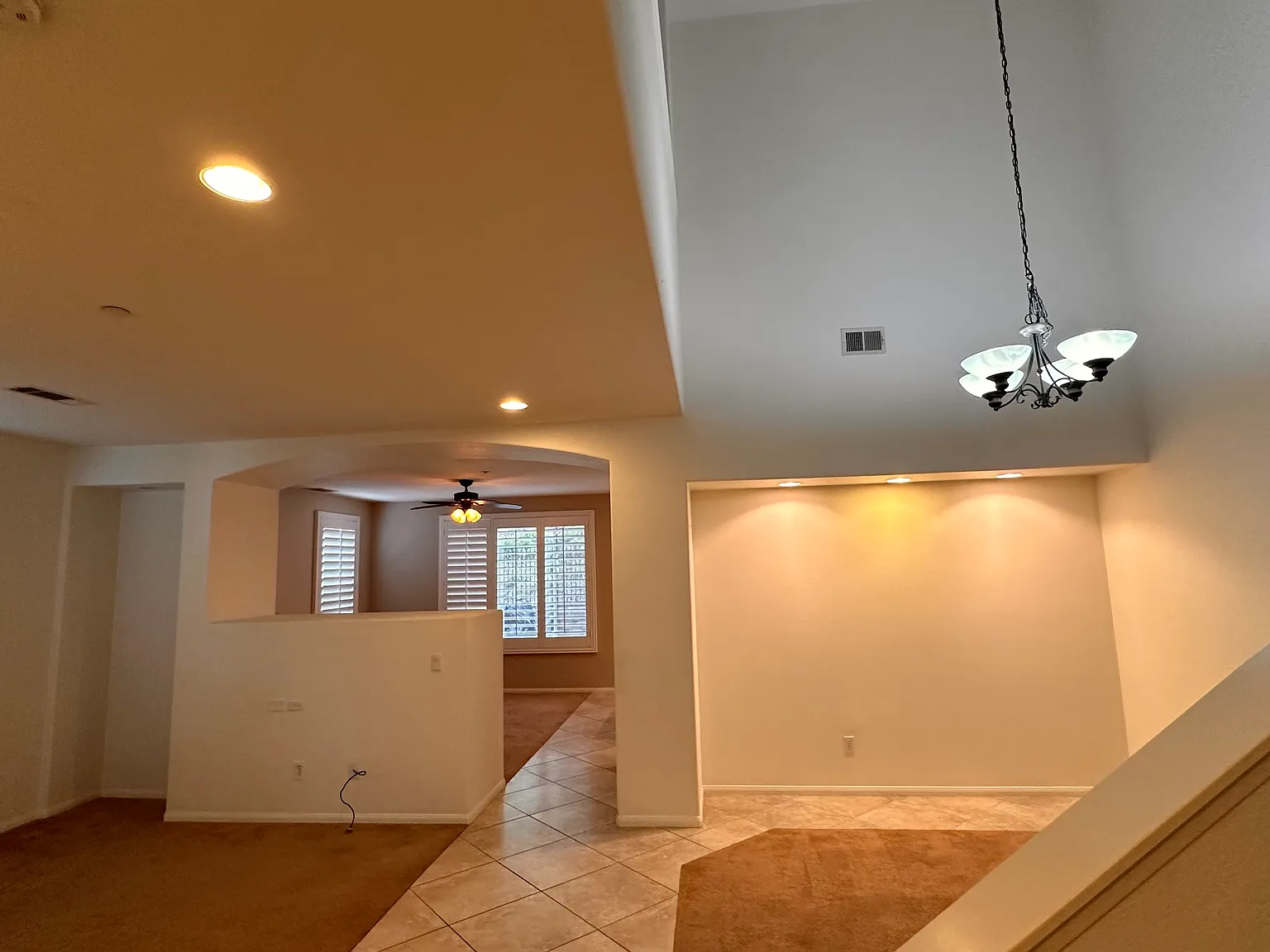 4 bed, 2.5 bath, 2142 sqft, $4,750 — Photo 3