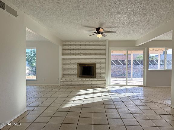 4th image of 5208 La Taste Ave