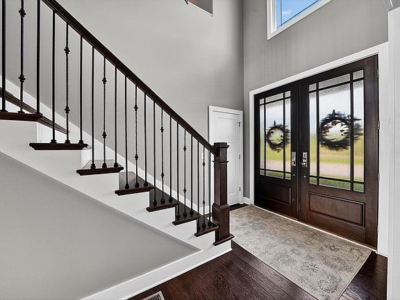2nd image of 51181 Kerry Glen Dr