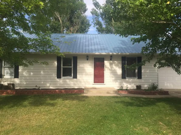 1753 N Heights Dr, Sheridan, WY 82801