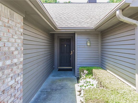 2nd image of 7738 Chesapeake Dr W