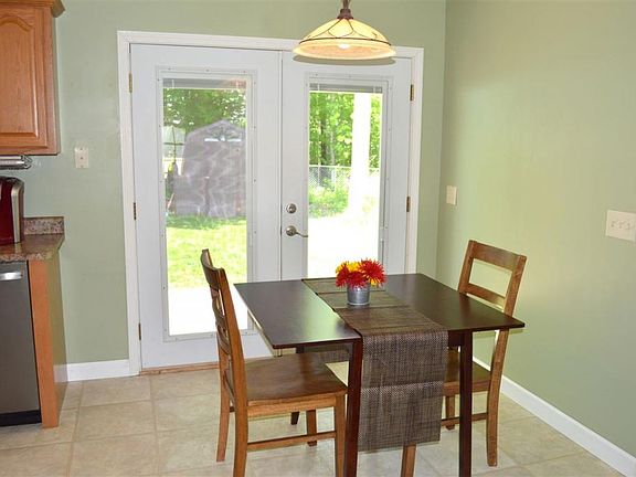 4th image of 1611 Aspen Dr