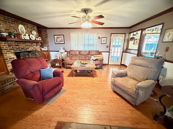 5th image of 145 Copperas Creek Rd