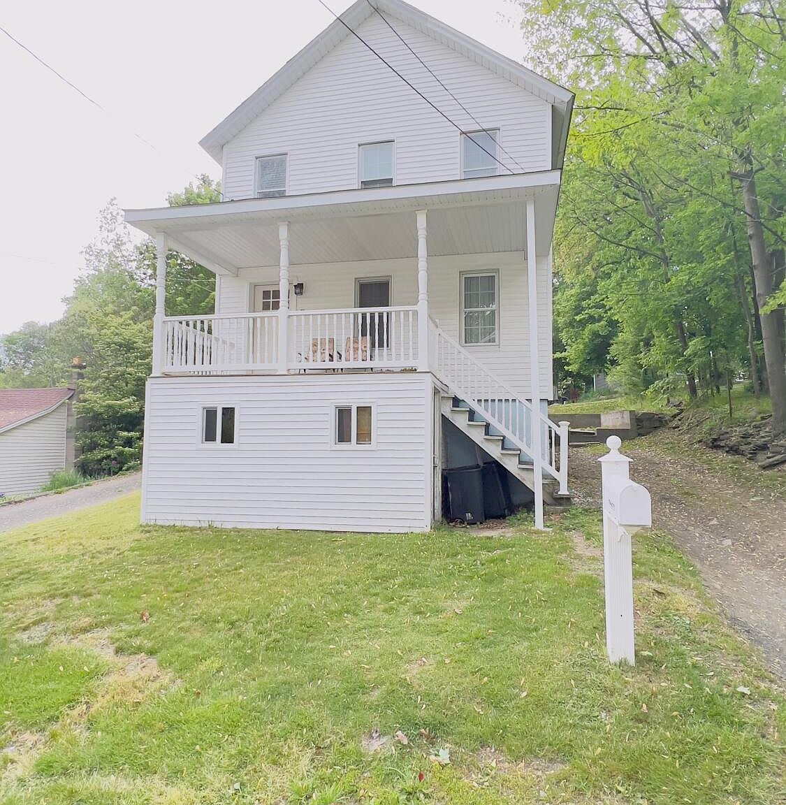 81 Upper Powderly St, Carbondale, PA 18407 Zillow