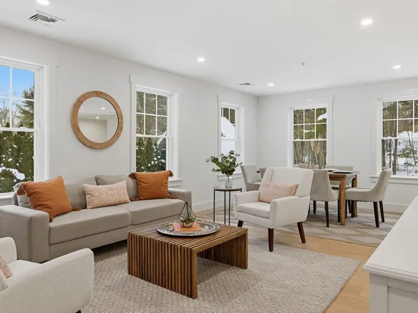 665 Wallis Road #2, Rye, NH 03870