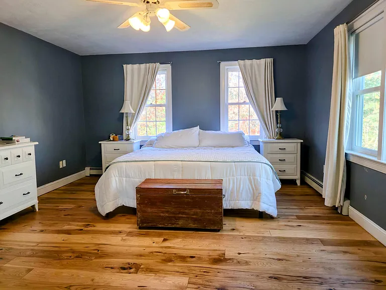 20 Hirsch Rd — Photo 11