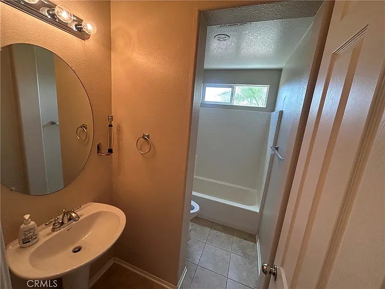 1531 Preston Dr — Photo 14