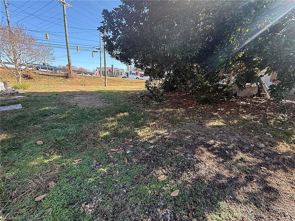 2nd image of 117 Cotton Grove Rd