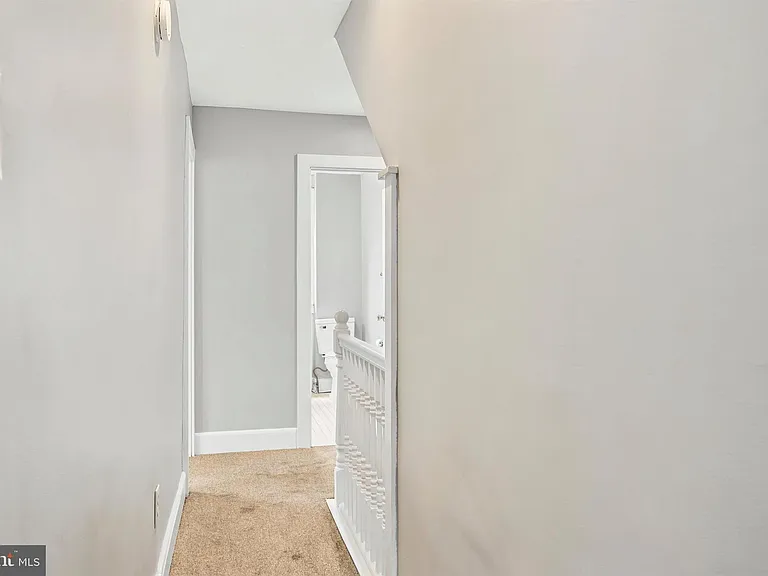 732 W Railroad Ave — Photo 26