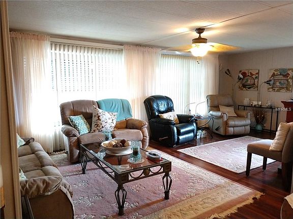 5th image of 82411 New Circle Dr N