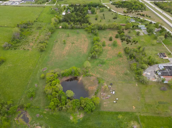 38 Martin Ln, Fair Grove, MO 65648