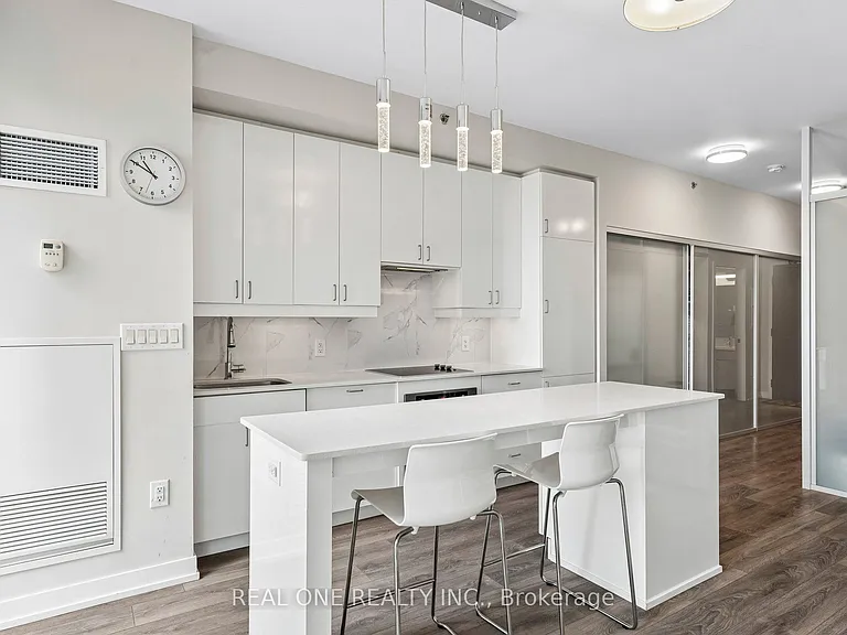 426 University Ave #3102 — Photo 23