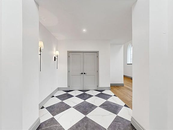 3rd image of 41 Talbot Rd