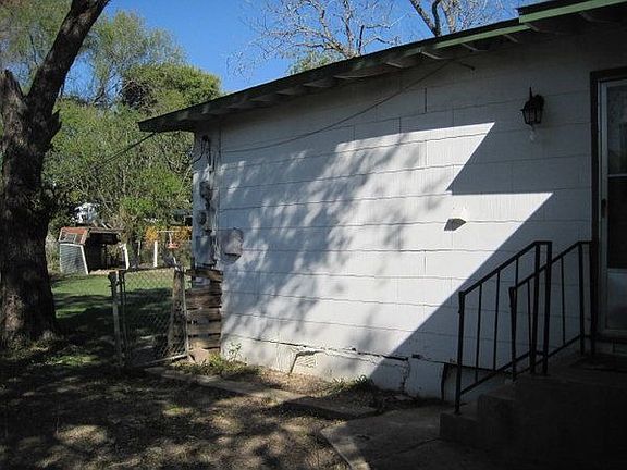 5th image of 3207 E Southcross Blvd