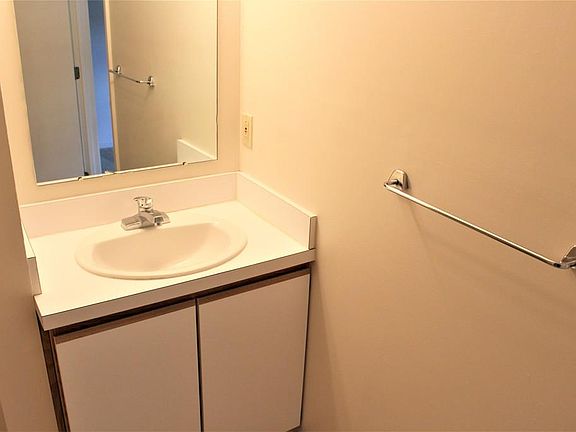 5th image of 69 E Central St APT 3