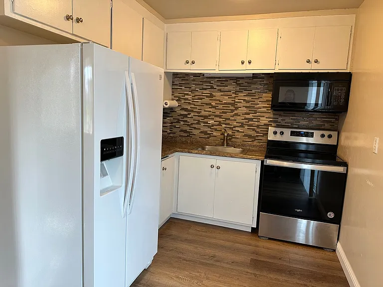 605 Gamma Ct — Photo 4