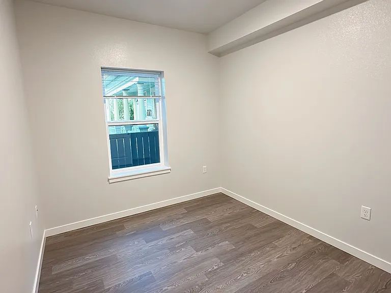 1316 High St — Photo 12