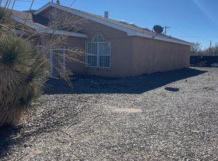 3722 Flora Vista Ave SW, Albuquerque, NM 87121