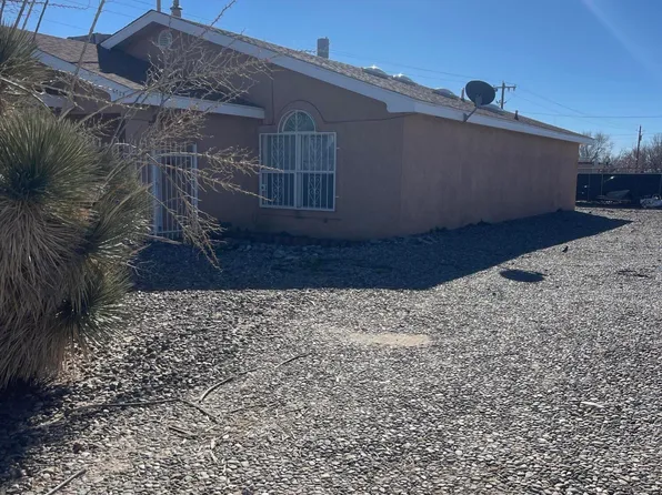 3722 Flora Vista Ave SW, Albuquerque, NM 87121