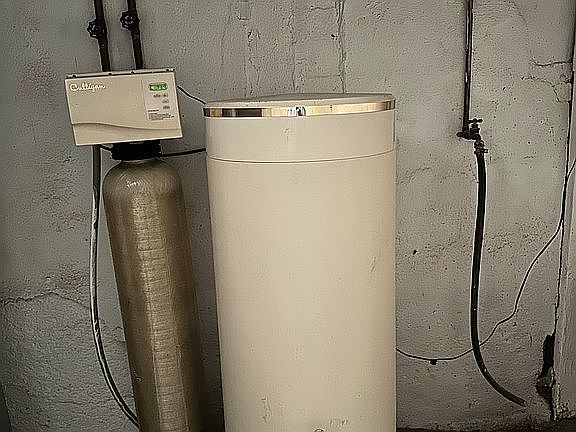 Water softener 