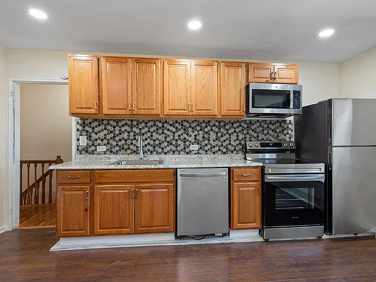 745 E 93rd St #2 — Photo 2