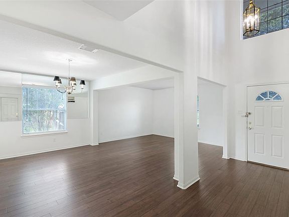 4th image of 7931 Westington Ln