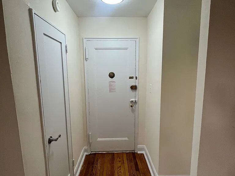 2038 Cropsey Ave #3F — Photo 4